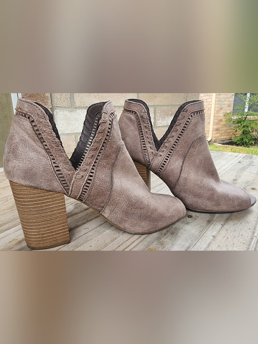 FERGALICIOUS 9M Holiday Peep Toe Cutout Booties Taupe Whipstitch Block Heel EUC